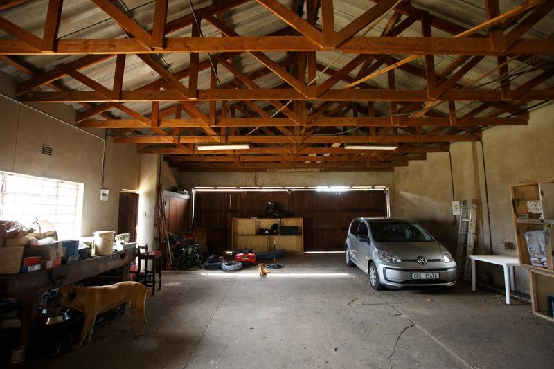 5 Bedroom Property for Sale in Mossel Bay Central Western Cape